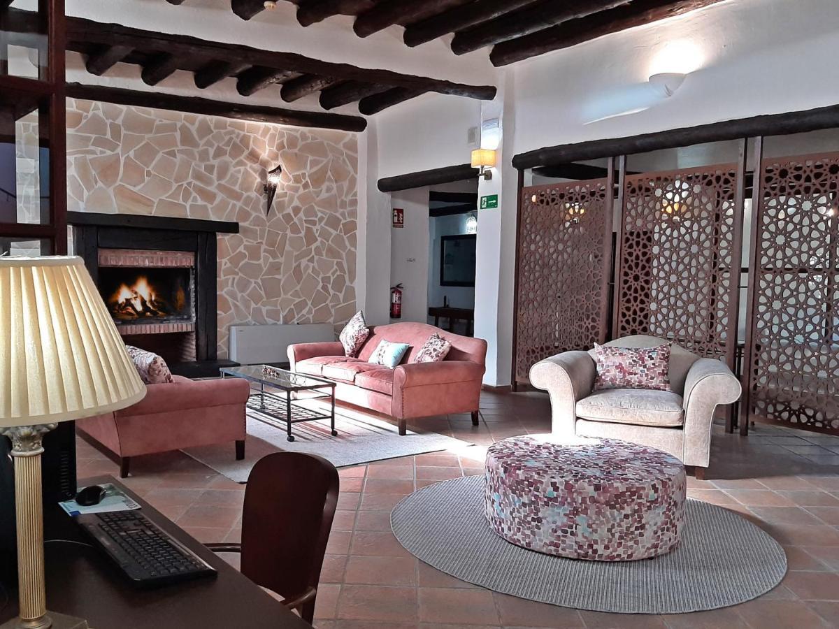 Hotel Apartamento Nueva Alcazaba Busquístar Buitenkant foto